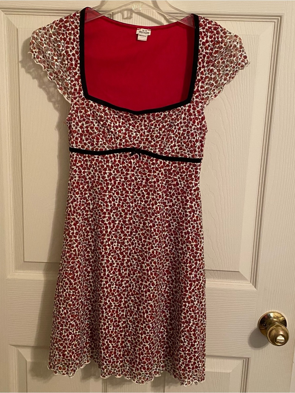 Kimchi Blue Red and White Floral Square-Neck Dress with Black Trim